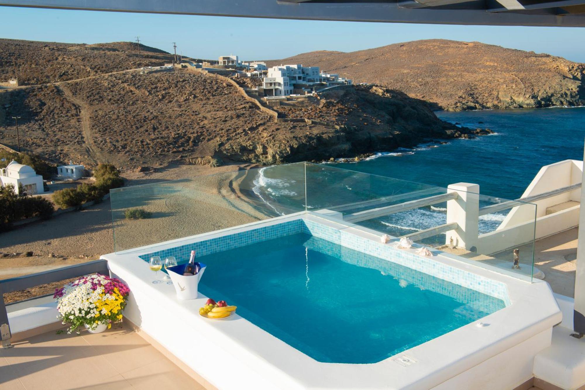 Myrsini'S Luxury Suites Merchia Mykonos Town Esterno foto