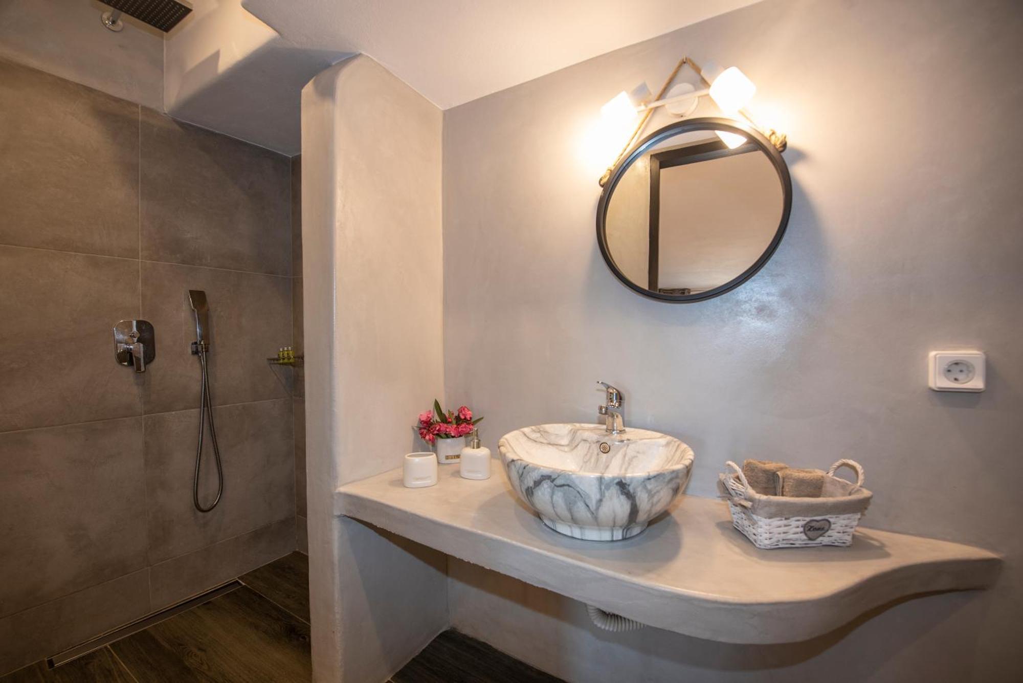 Myrsini'S Luxury Suites Merchia Mykonos Town Esterno foto