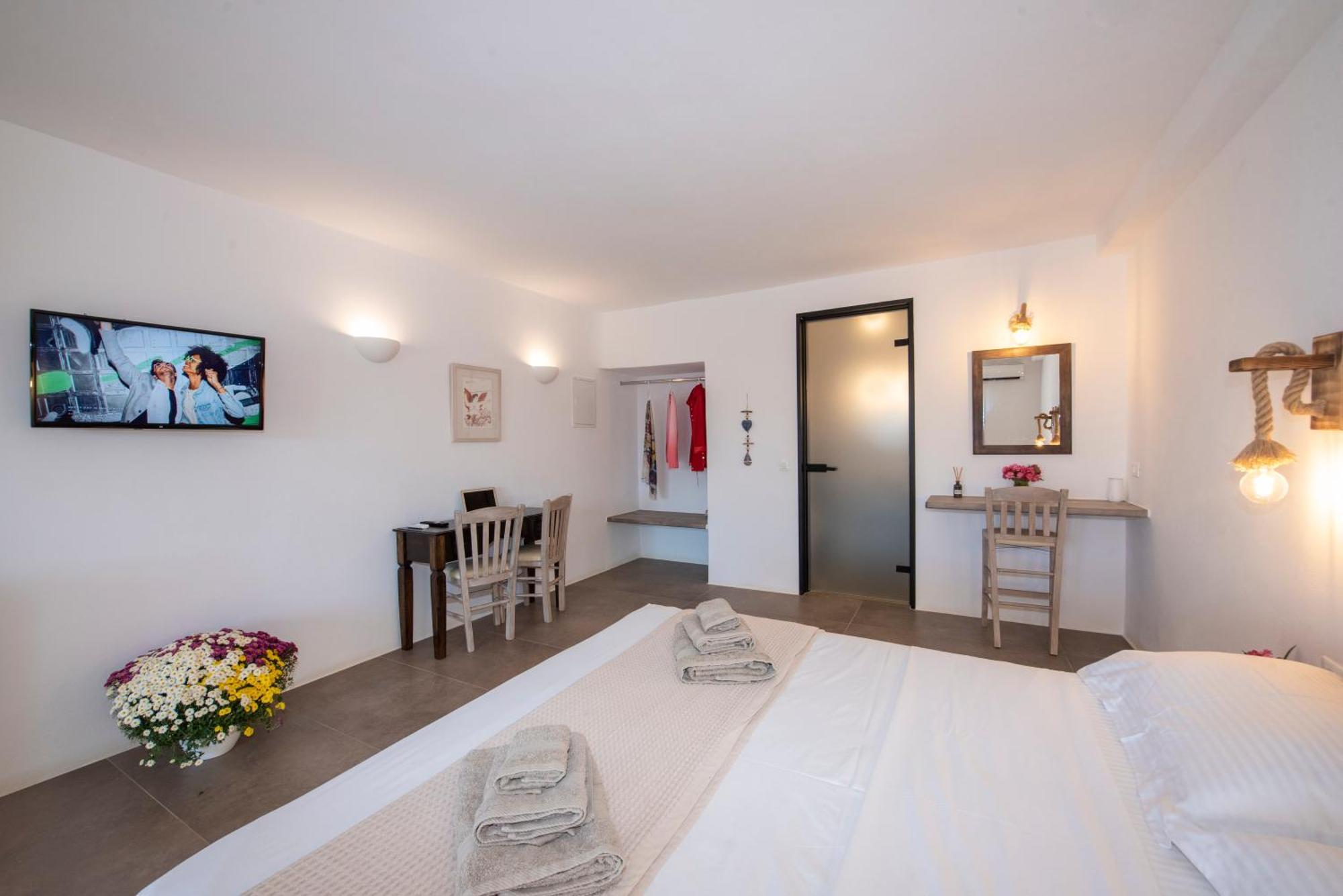 Myrsini'S Luxury Suites Merchia Mykonos Town Esterno foto