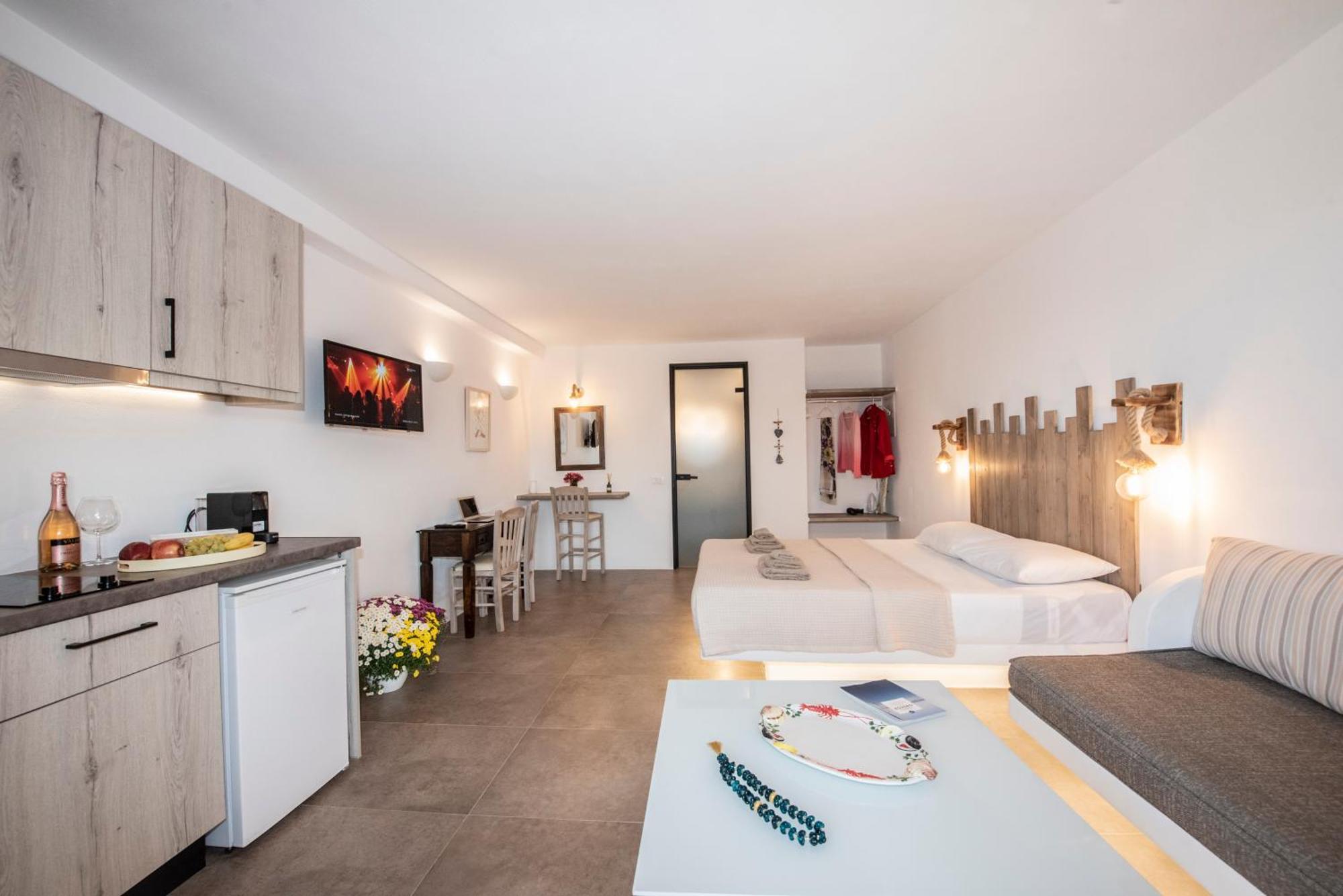 Myrsini'S Luxury Suites Merchia Mykonos Town Esterno foto