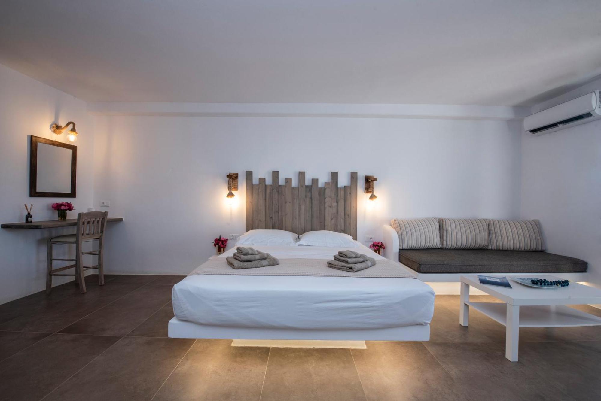 Myrsini'S Luxury Suites Merchia Mykonos Town Esterno foto