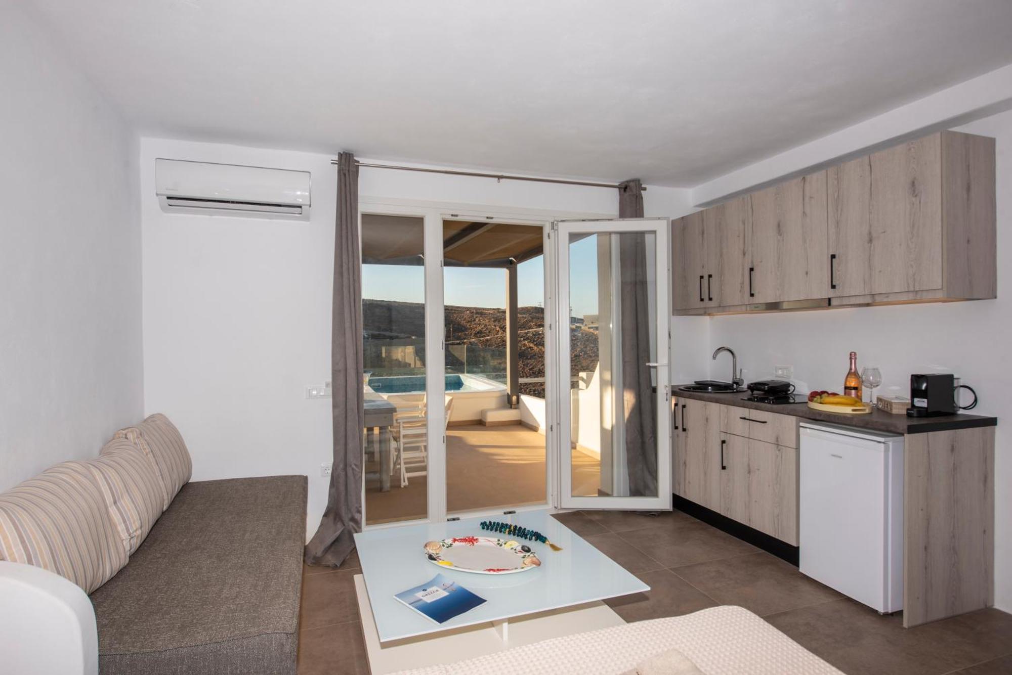Myrsini'S Luxury Suites Merchia Mykonos Town Esterno foto